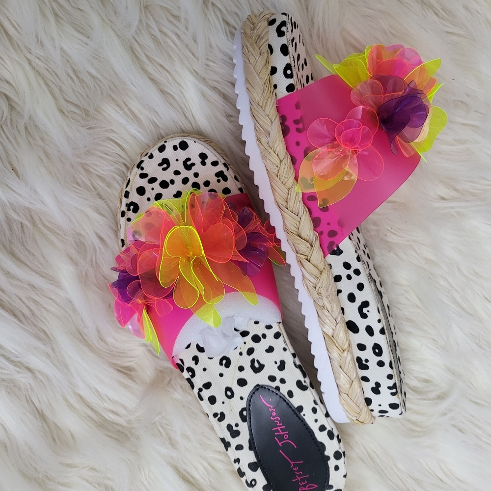 Betsy Johnson sandals